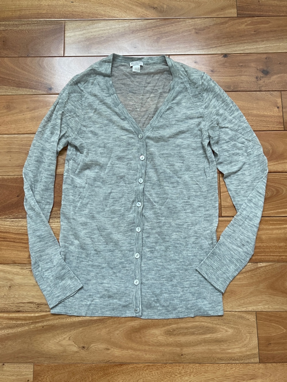 Brunello Cucinelli Cashmere Lightweight Gray V-Neck Cardigan Sweater M
